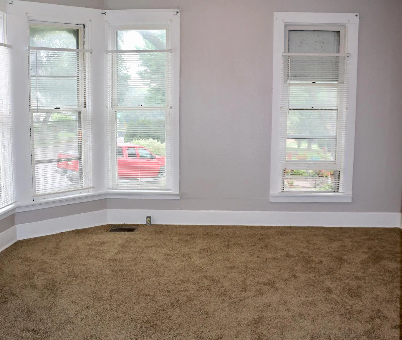 4 bed, 1482 sqft, $1,600 — Photo 3