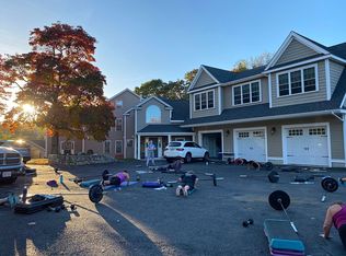 10 Mill Rd, Boylston, MA 01505