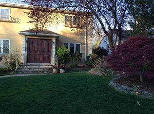 249 Adams Ave, River Edge, NJ 07661