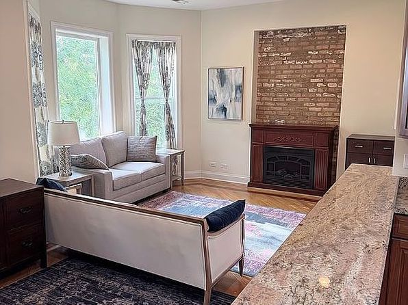 6147 S Greenwood Ave APT 3N