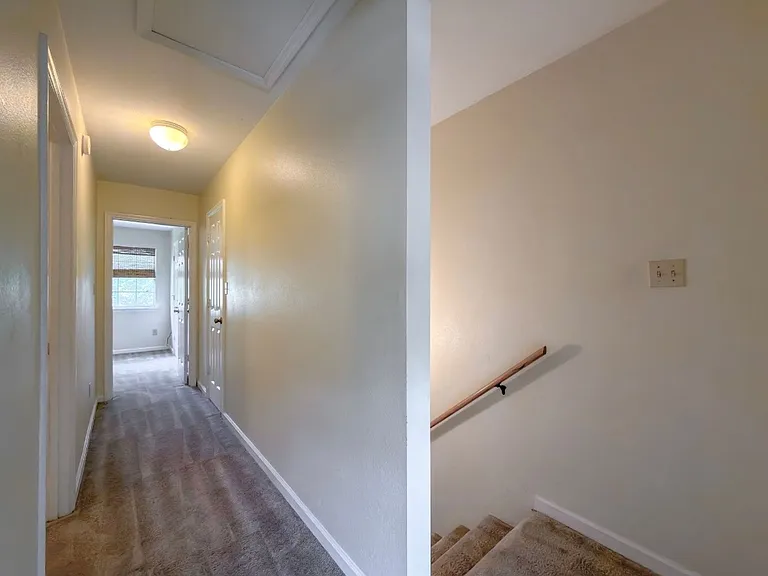 836B W Georgia St — Photo 14