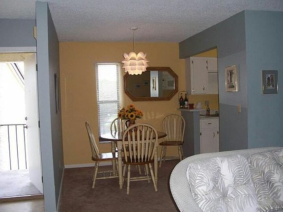3rd image of 600 Domenico Cir Unit C12