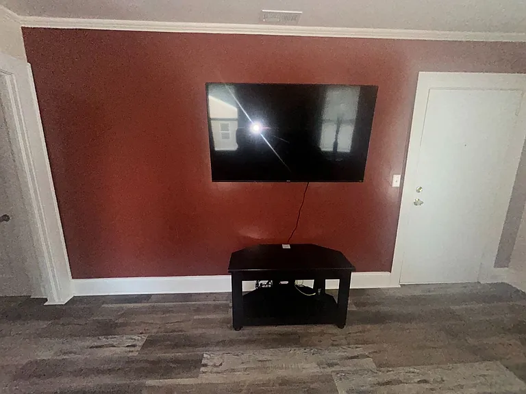 393 Kerr St NW — Photo 8