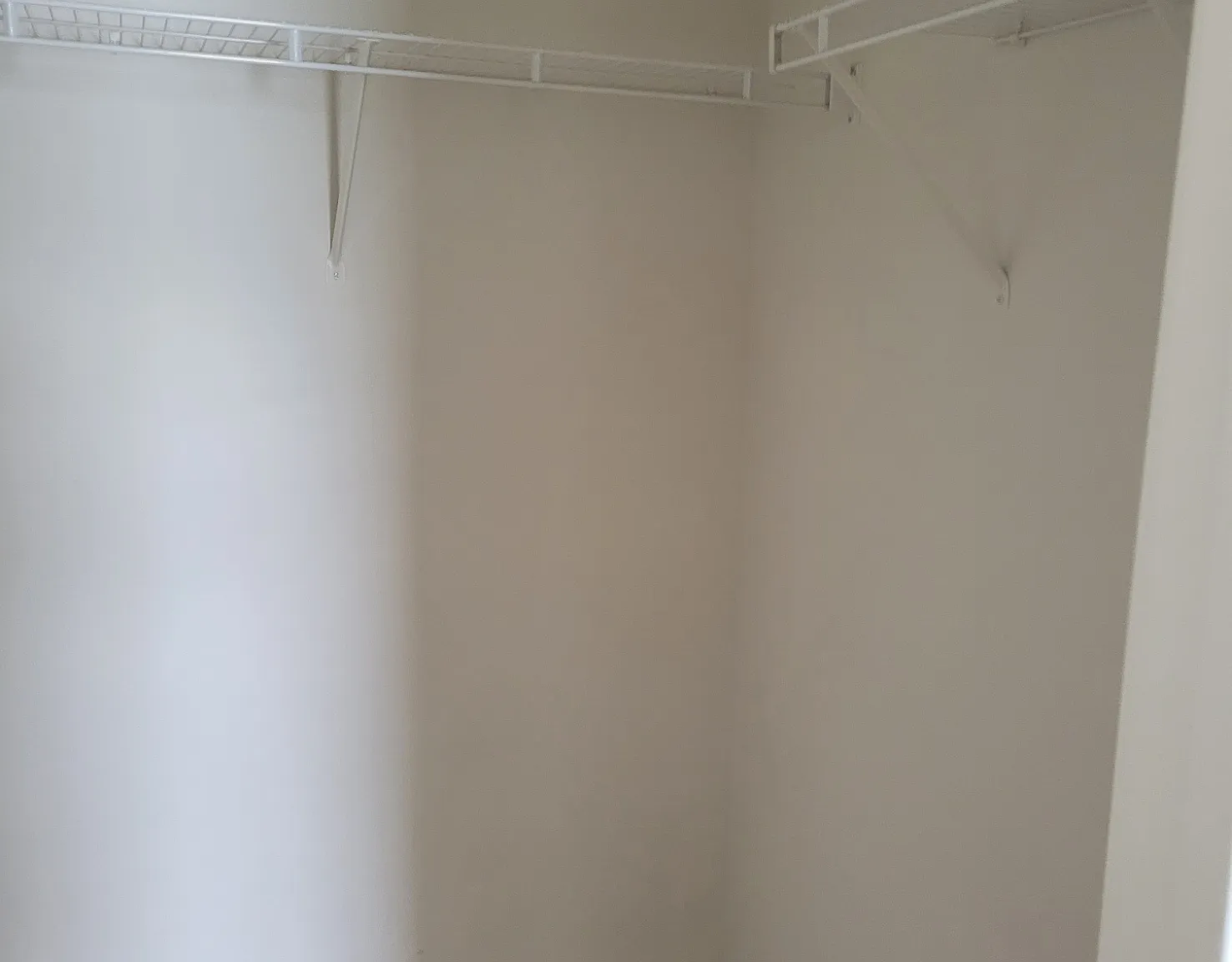 4 bed, 2108 sqft, $1,200 — Photo 4