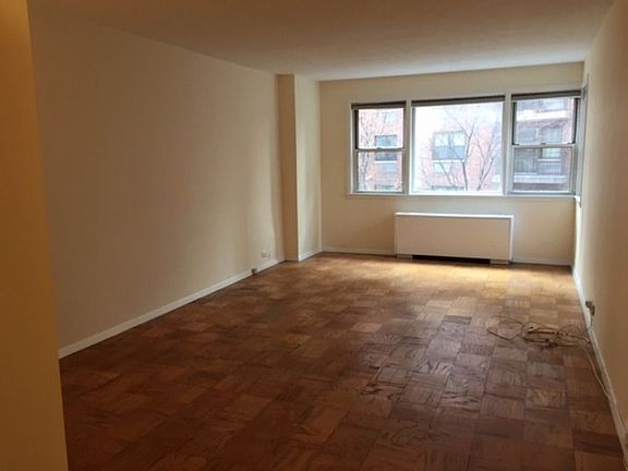 3rd image of 120 4th Ave #4H