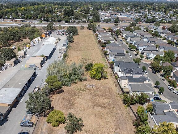 5th image of 3991 Sebastopol Road