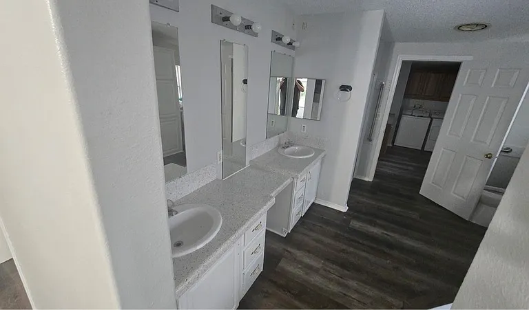 6230 Anniedora Ln — Photo 5