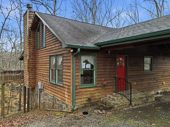 2nd image of 591 Oak Ridge Rd