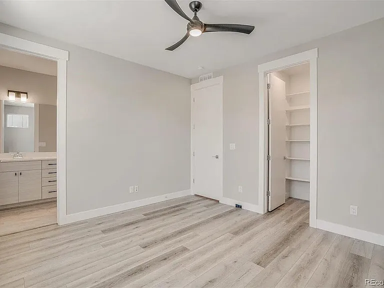 6020 Benton St — Photo 9