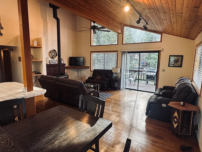 10241 Prosser Dr — Photo 7