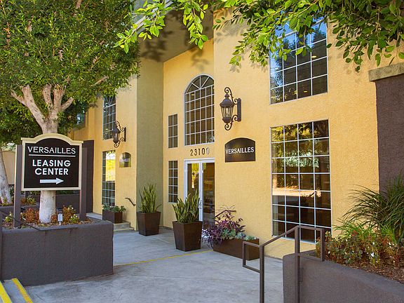 Leasing Center Entrance