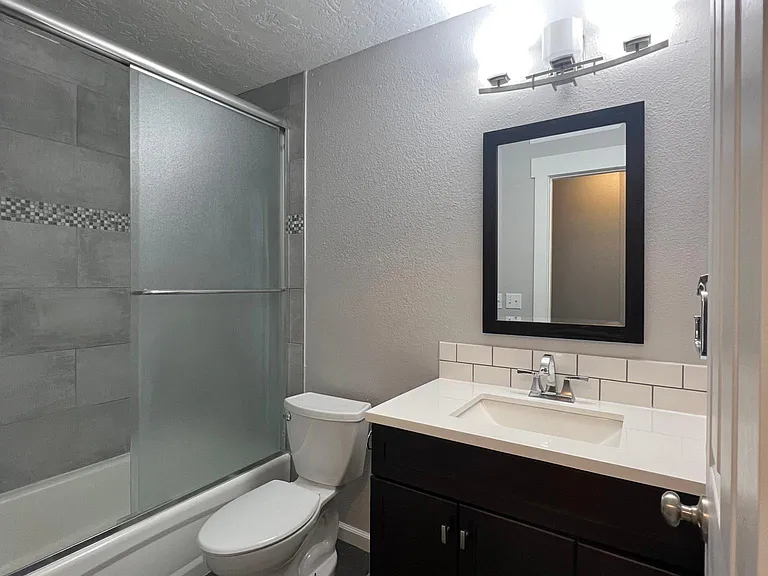 Downstairs guest bathroom