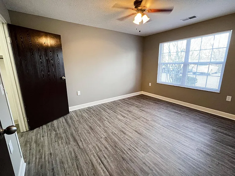 Quail Meadow Apartments — Photo 41