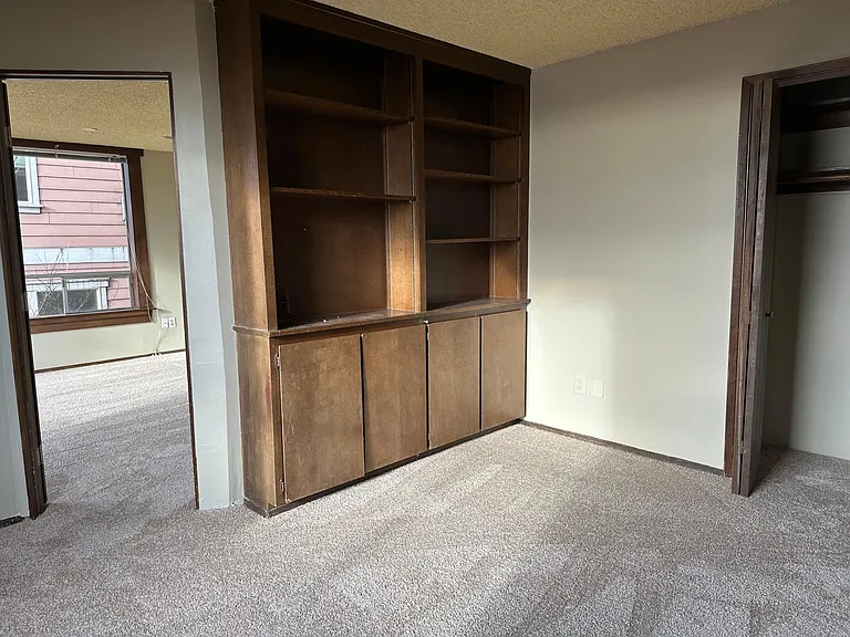 602 Melrose Ave E #202 — Photo 5