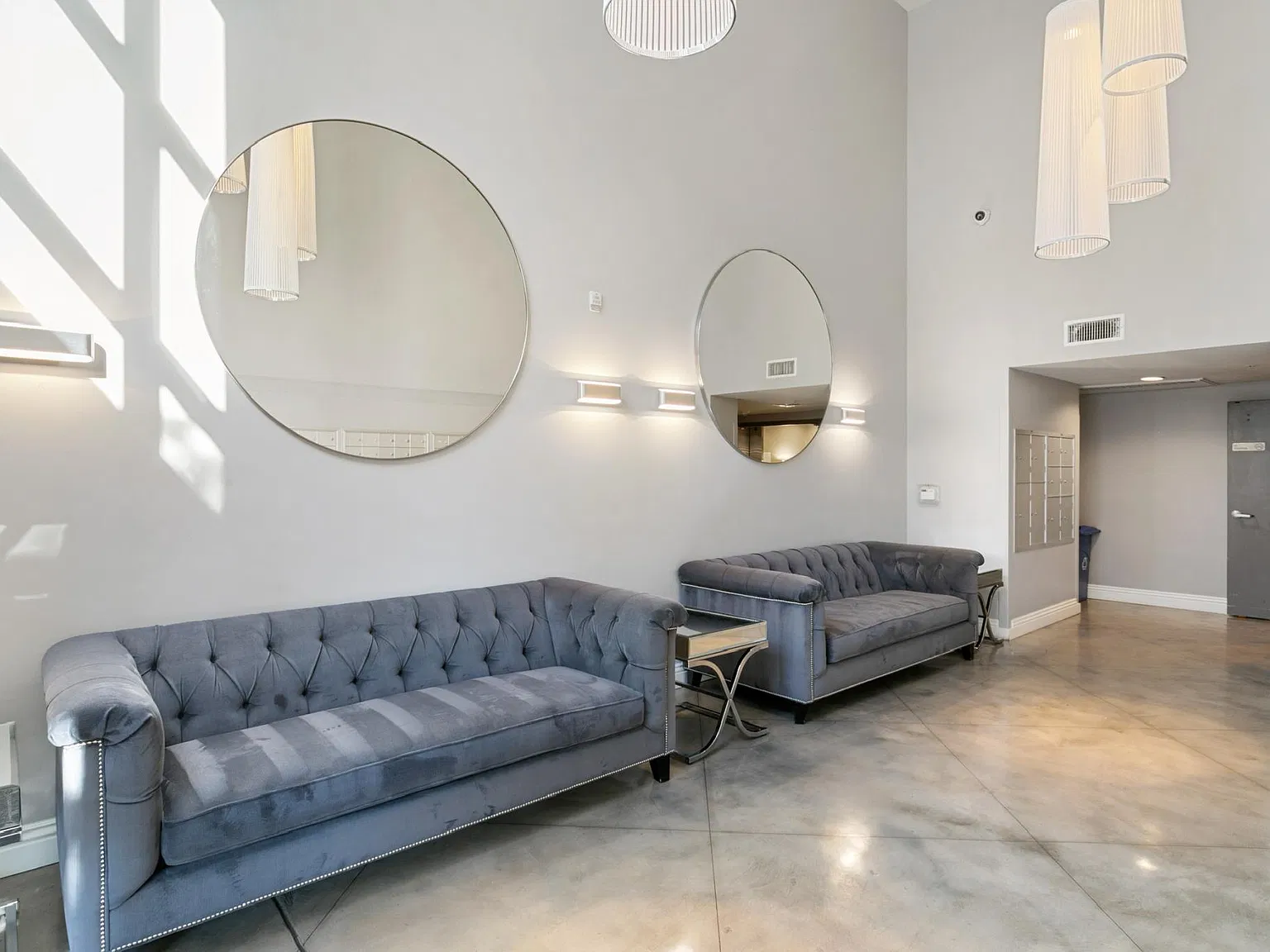 1 bed, 645 sqft, $3,200 — Photo 2