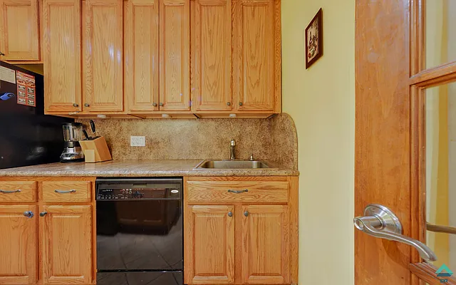 Sold by EXR | media 7