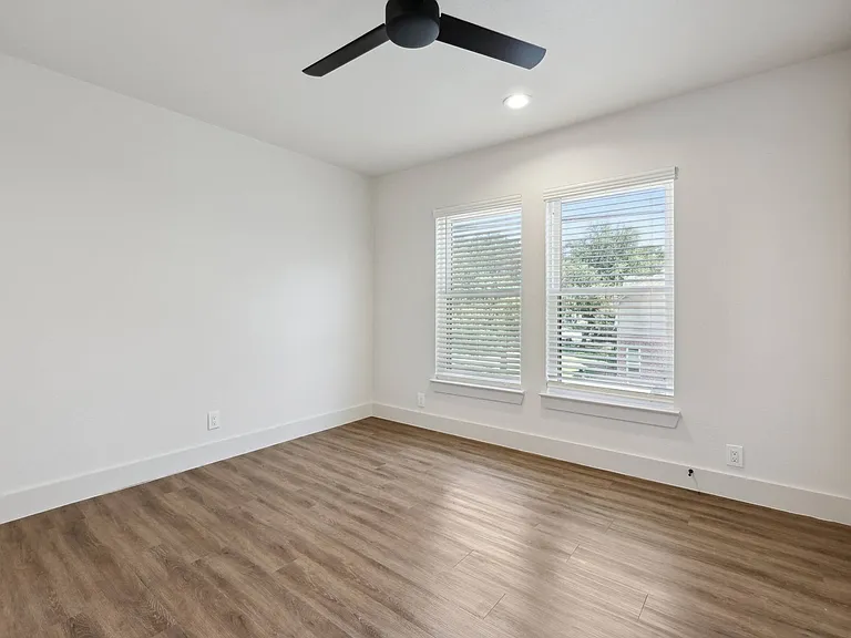 5750 Marquita Ave — Photo 10