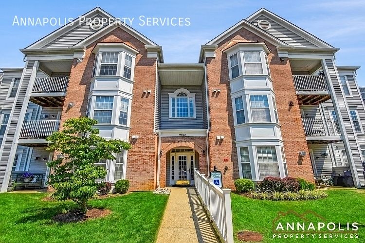1st image of 2052 Quaker Way Unit 13