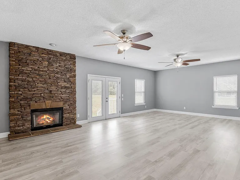 621R Bob Miller Rd — Photo 34