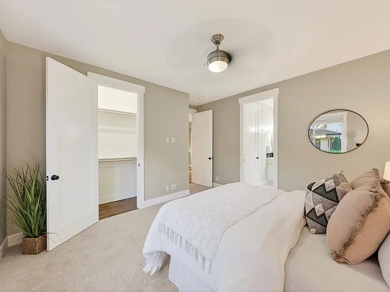 999 Franquette Ave — Photo 7