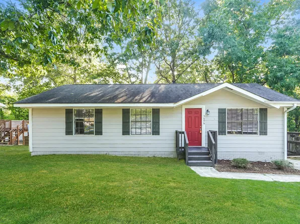 5696 Desoto Dr, Pinson, AL 35126