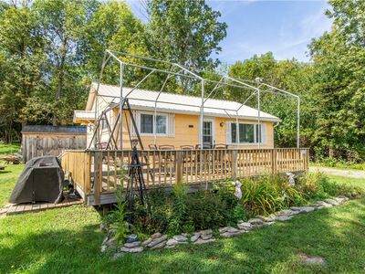 8838 State Park Rd, Three Mile Bay, NY, 13693