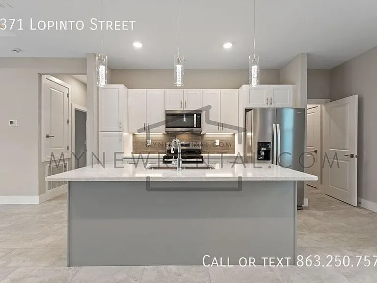 3371 Lopinto St — Photo 15
