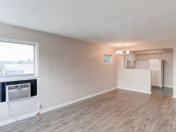 4th image of 150 5th St APT 3A