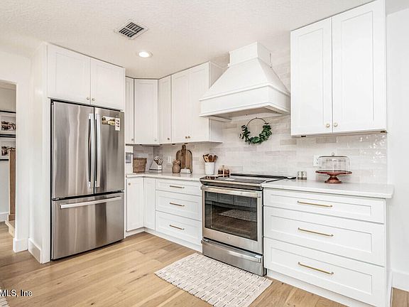 2nd image of 6793 SANDSDALE Road