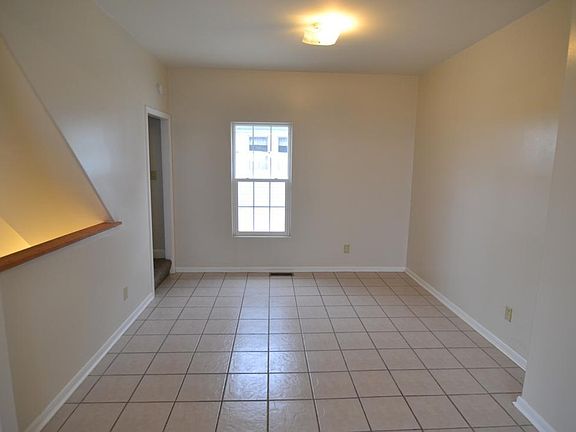 4th image of 1123 Vine St