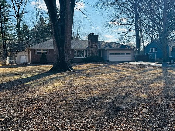 2nd image of 2115 E 91st St