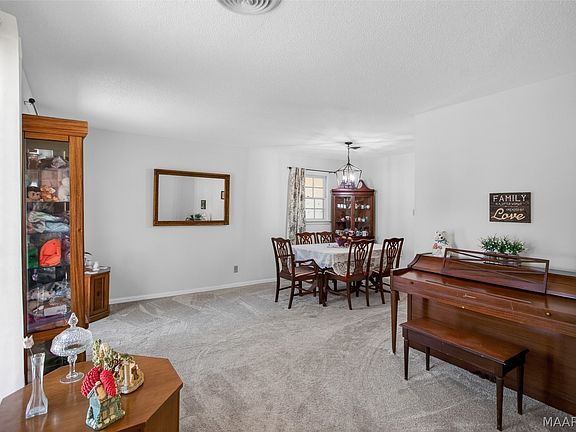 5th image of 336 Hillside Rd