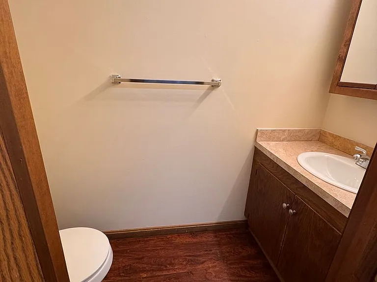 103 Hazel St — Photo 7