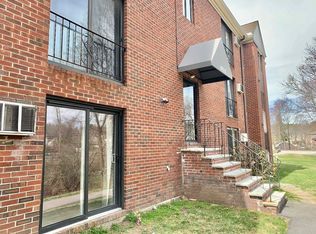 392-392B Great Rd #103, Acton, MA 01720