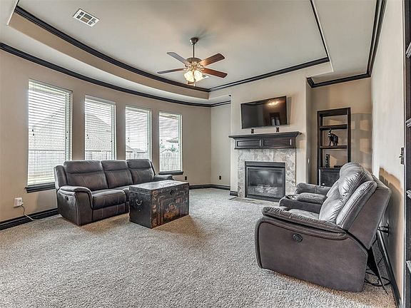 5th image of 8332 NW 141st Cir