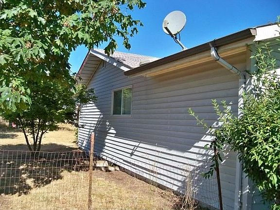5th image of 83506 Hwy 99 N