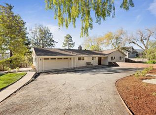 955 Palomar Dr, Redwood City, CA 94062