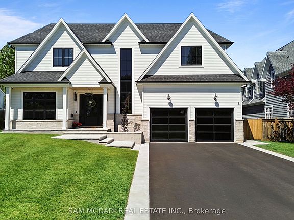 3rd image of 899 Danforth Pl
