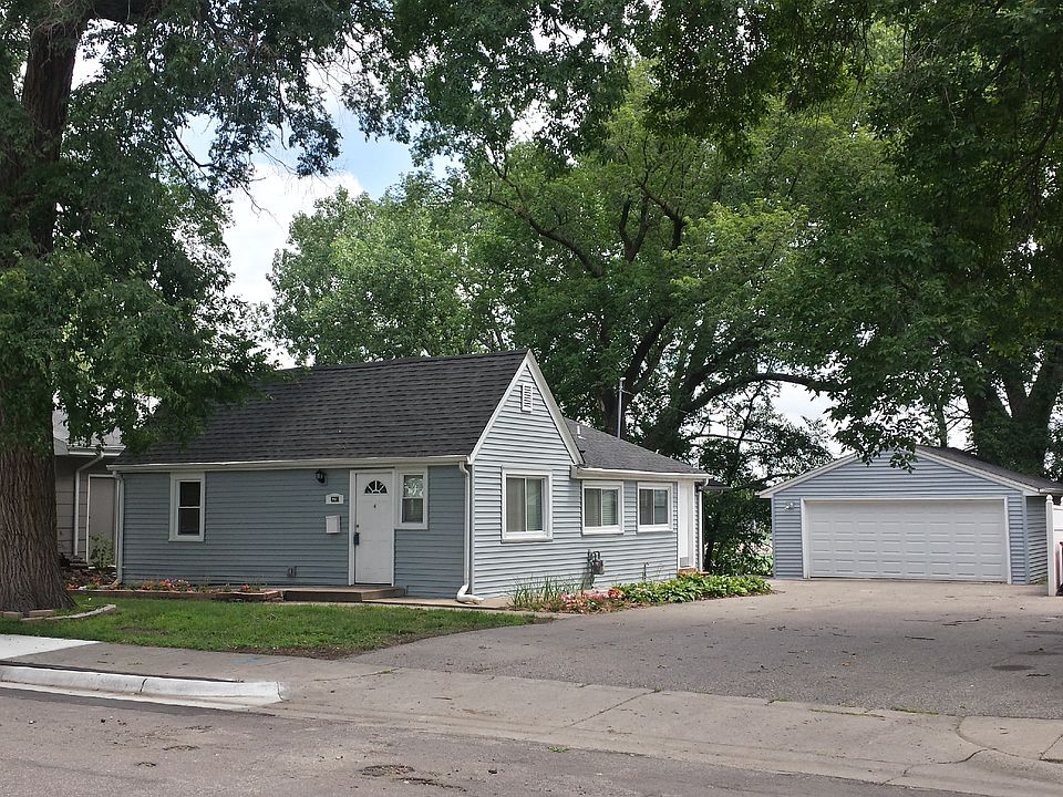 1st image of 6231 Bloomington Ave S