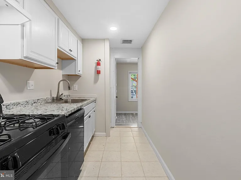 815 Malcolm X Ave SE #2 — Photo 6