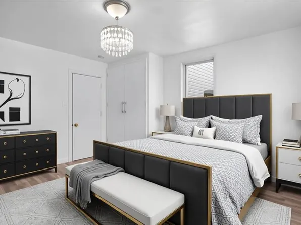 681 Rhinelander Avenue image 5 of 29