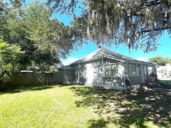 3rd image of 802 Missouri Ave