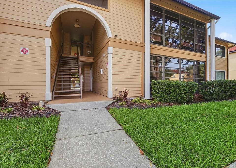 1st image of 6031 SCOTCHWOOD GLEN #108