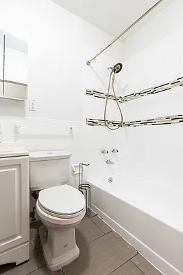 Rented by City Connections Realty | media 26