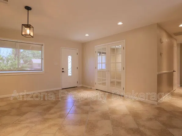 2522 E Fairmont Dr, Tempe, AZ 85282