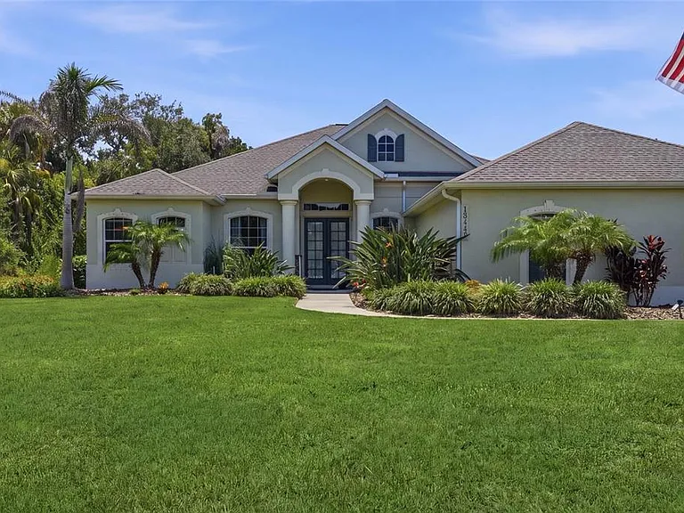 15449 Mulholland Rd — Photo 46