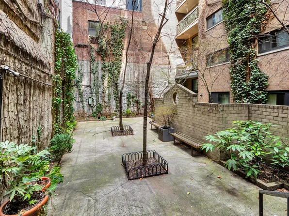 808 Broadway 4K image 6 of 6