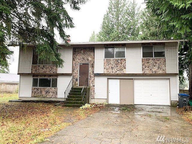 1st image of 6824 Helena Dr NE