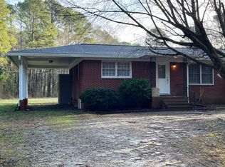 5701 Lakeside Trl, Raleigh, NC 27603