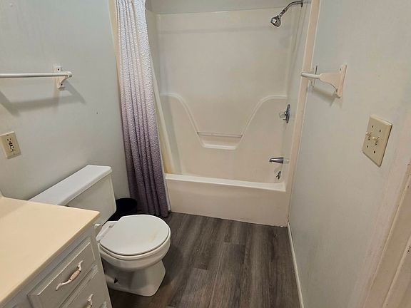 4th image of 115B Holly Dr